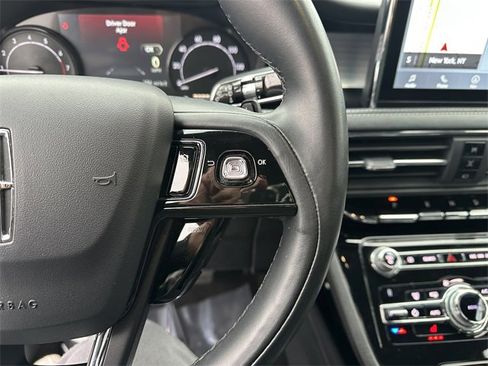 Used 2020 Lincoln Corsair AWD w/ Equipment Group 101A image 28