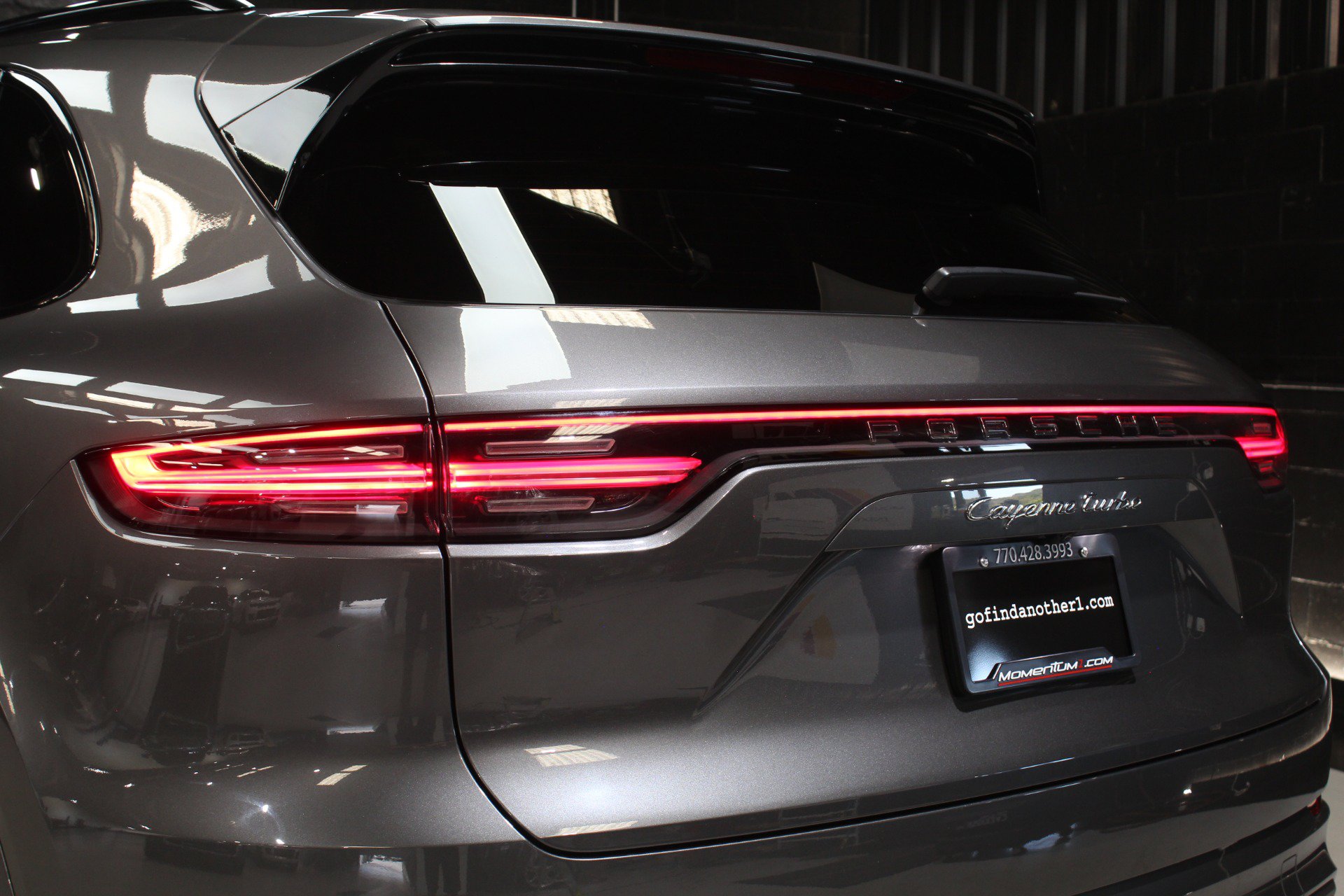 Used 2023 Porsche Cayenne Turbo AWD/4WD image 16