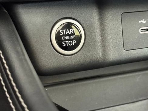 Certified 2023 Nissan Rogue SL w/ SL Premium Package FWD image 15