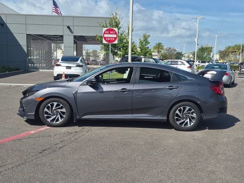 Used 2016 Honda Civic EX image 8