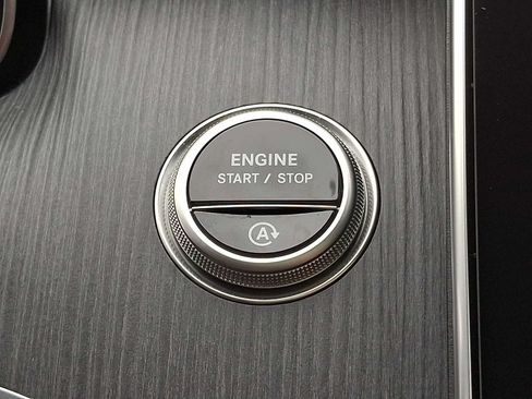 Used 2026 Mercedes-Benz C 300 4MATIC Sedan image 19