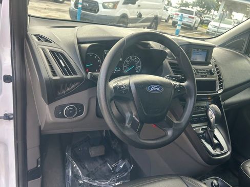 Used 2019 Ford Transit Connect XL image 32