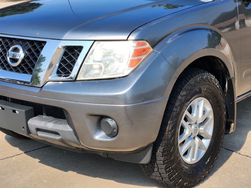 Used 2019 Nissan Frontier SV AWD/4WD image 10