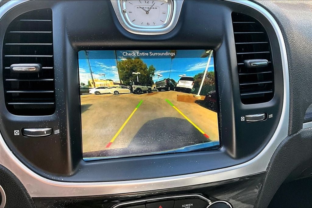 Used 2019 Chrysler 300 Touring w/ Sport Appearance Package RWD image 23