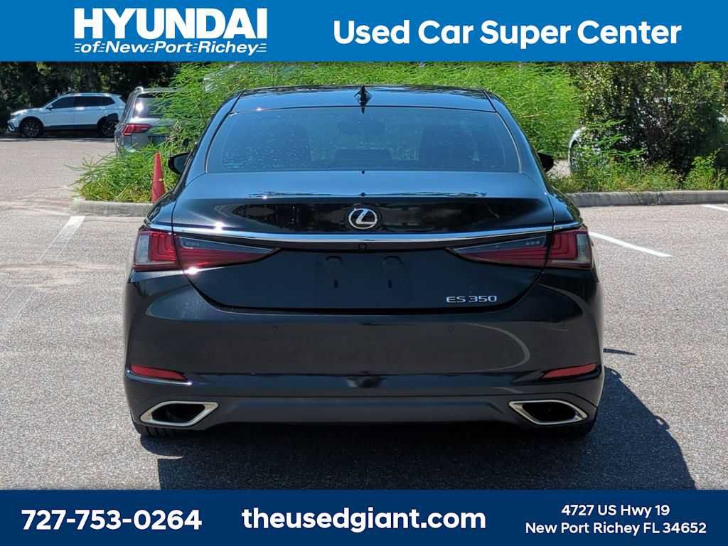 Used 2022 Lexus ES 350 w/ Premium Package FWD image 4