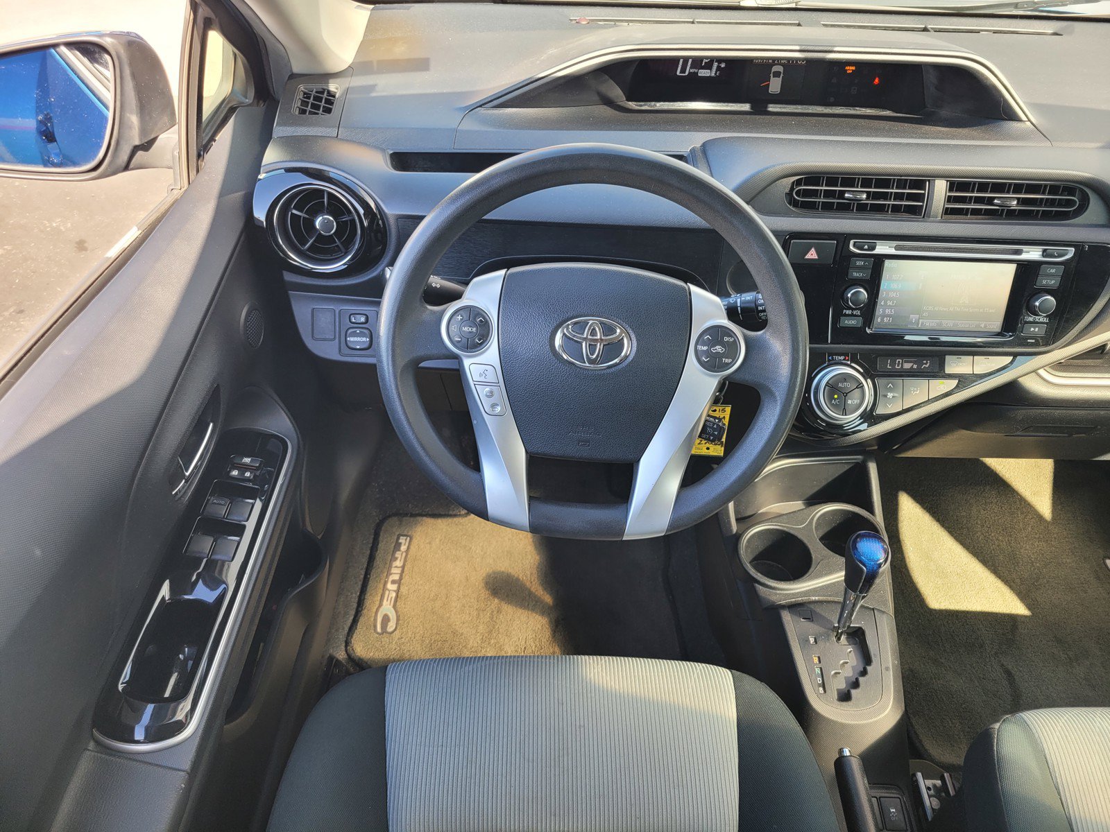 Used 2015 Toyota Prius C Two FWD image 12