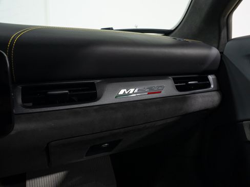 Used 2022 Maserati MC20 Coupe RWD image 56