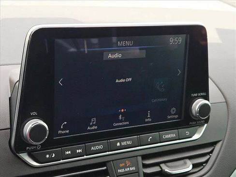 Certified 2025 Nissan Altima 2.5 S FWD image 13