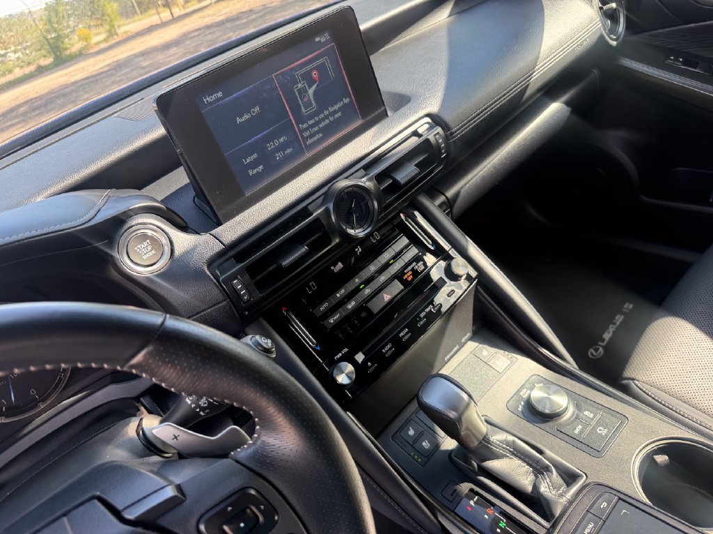 Used 2025 Lexus IS 350 F Sport RWD image 15