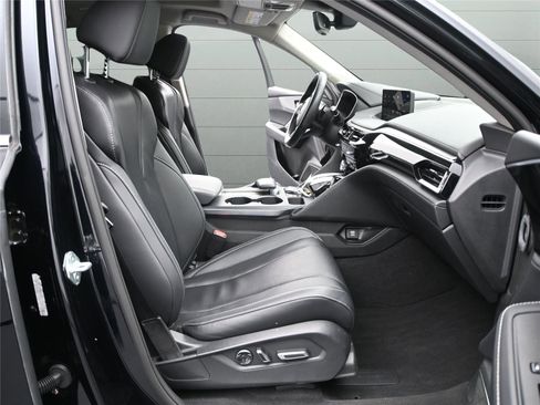 Used 2023 Acura MDX SH-AWD w/ Technology Package image 19