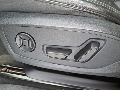 Used 2023 Audi Q3 2.0T Premium image 12