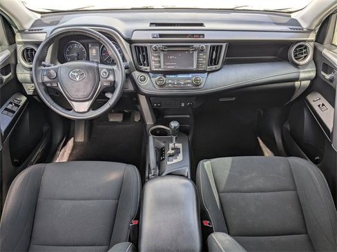 Used 2018 Toyota RAV4 XLE image 15