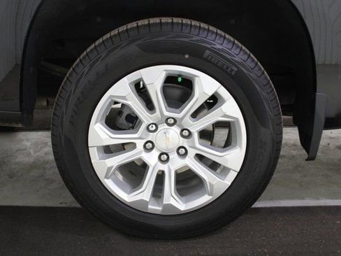 Used 2024 Chevrolet Silverado 1500 LTZ image 30