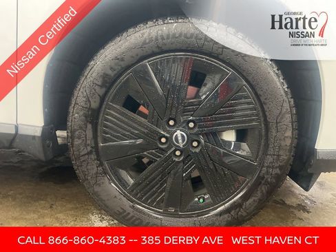 Certified 2025 Nissan Murano SV image 46