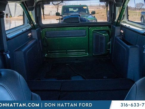 Used 2025 Ford Bronco Badlands image 14