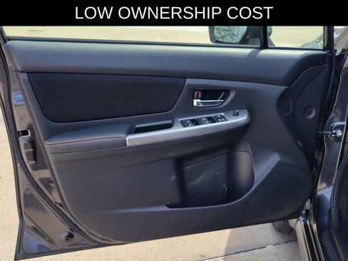 Used 2016 Subaru Crosstrek 2.0i Premium AWD/4WD image 17