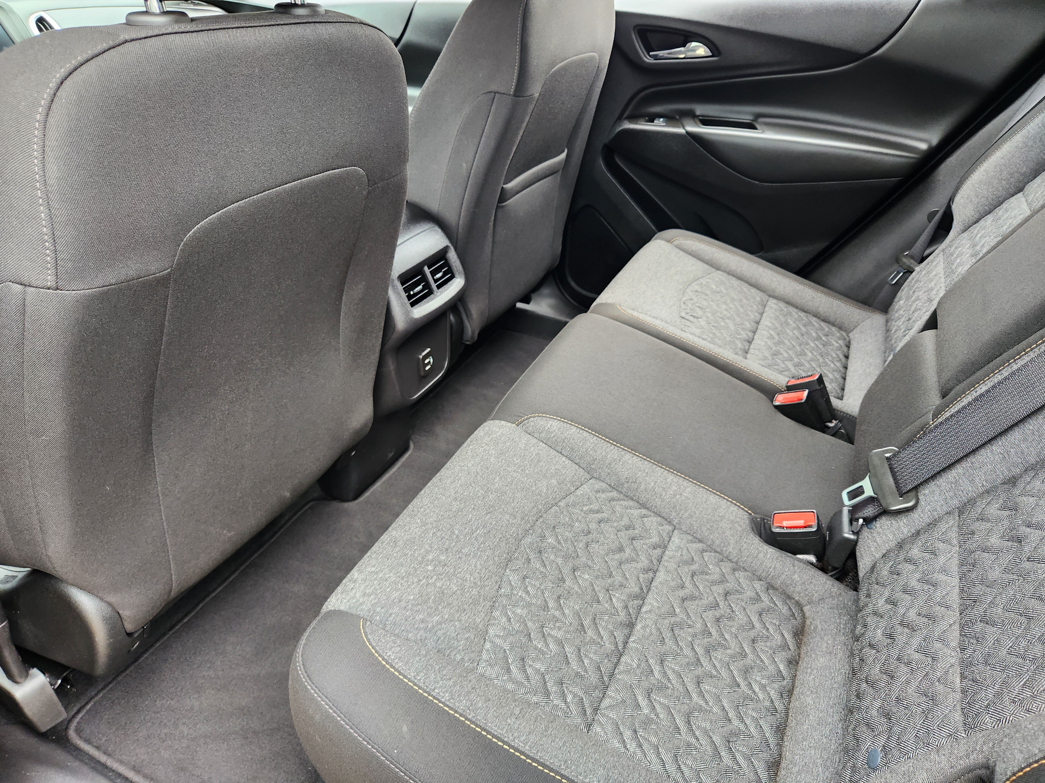 Used 2024 Chevrolet Equinox LT AWD/4WD image 32