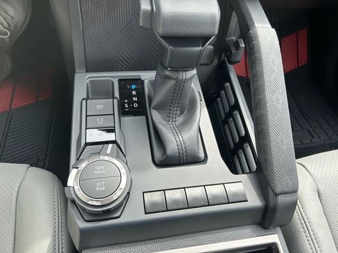 Used 2025 Toyota Tacoma SR5 image 16