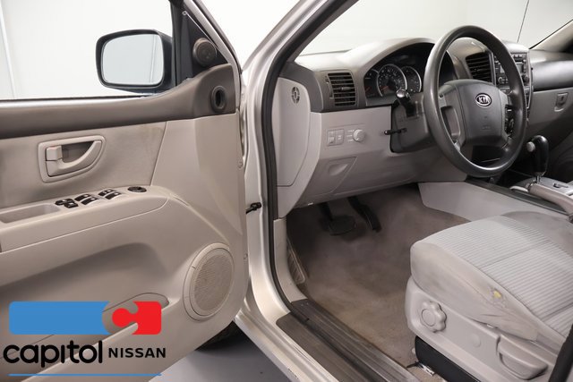 Used 2009 Kia Sorento LX AWD/4WD image 8
