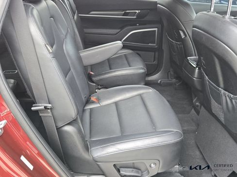 Certified 2024 Kia Telluride S w/ S Sunroof Package FWD image 15
