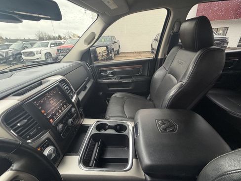 Used 2016 RAM 1500 Laramie w/ Convenience Group image 22