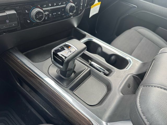 Used 2024 Chevrolet Silverado 1500 LT Trail Boss w/ Protection Package AWD/4WD image 13