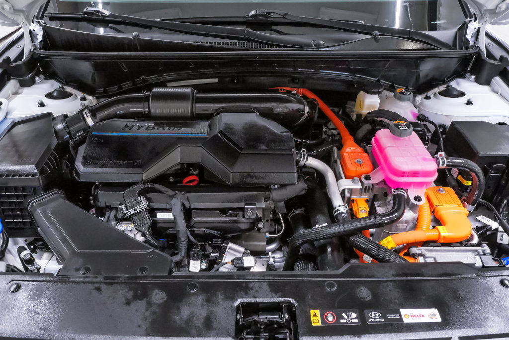 Certified 2024 Hyundai Tucson Blue AWD/4WD image 30