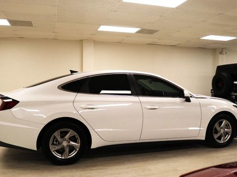 Used 2021 Hyundai Sonata SE image 13