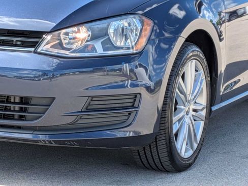 Used 2016 Volkswagen Golf Limited Edition FWD image 9