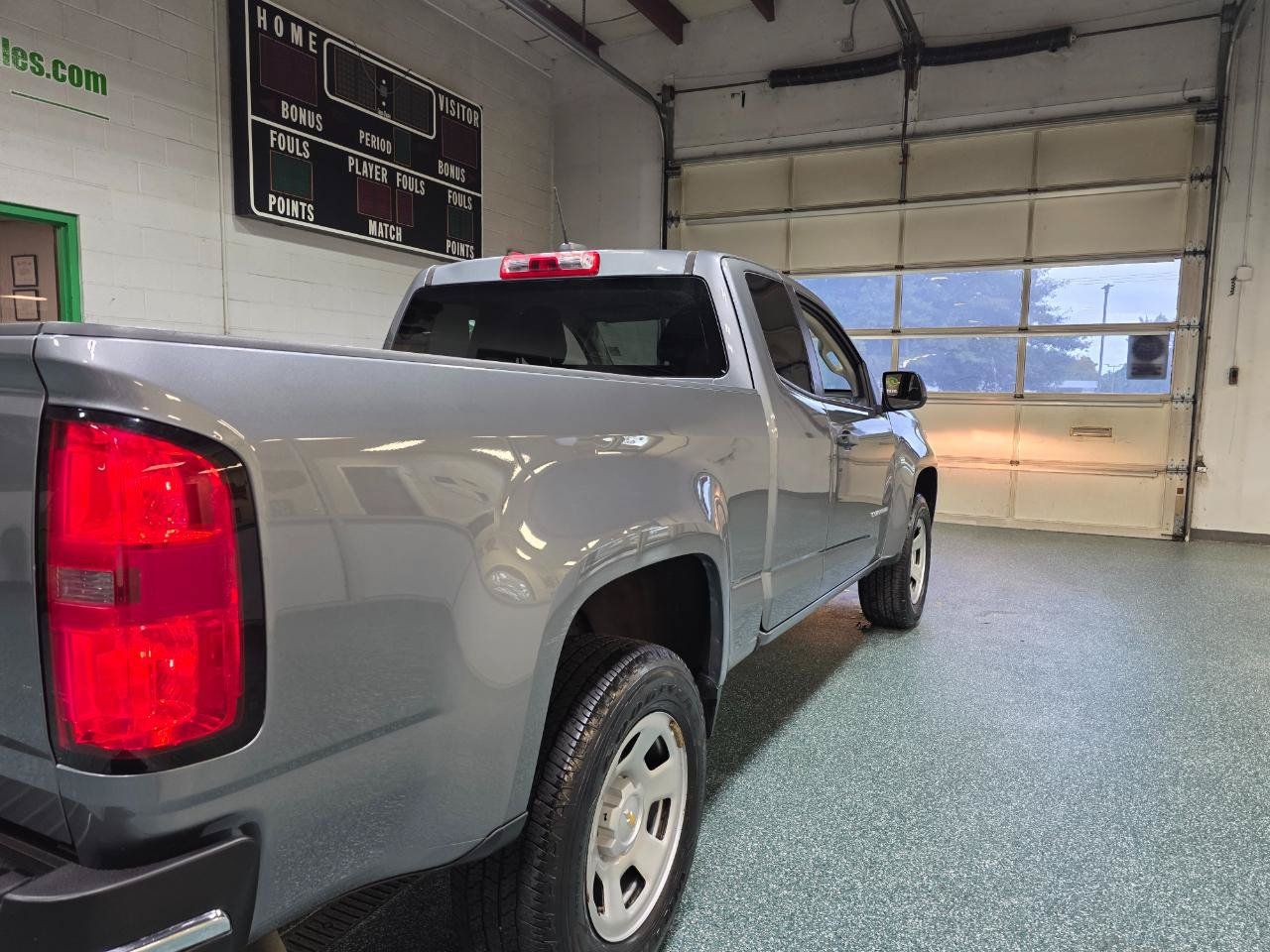Used 2021 Chevrolet Colorado W/T RWD image 7
