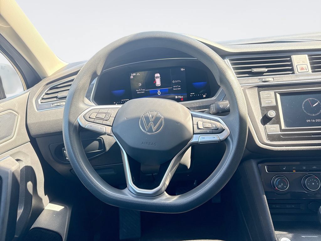 Used 2022 Volkswagen Tiguan S AWD/4WD image 11