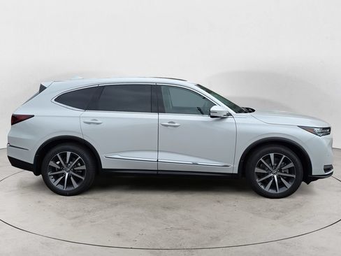 Used 2026 Acura MDX SH-AWD w/ Technology Package image 6