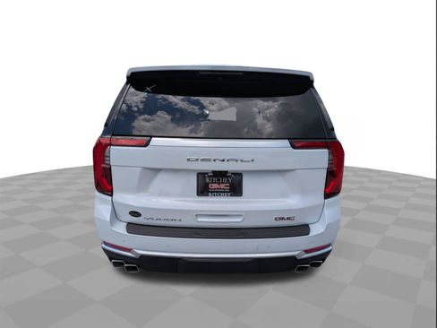 New 2026 GMC Yukon Denali w/ Denali Reserve Package AWD/4WD image 5