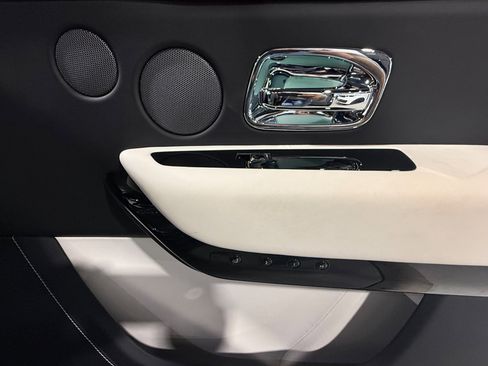 Used 2023 Rolls-Royce Cullinan image 59