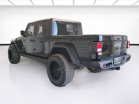 Used 2022 Jeep Gladiator Overland w/ Trailer Tow Package image 6