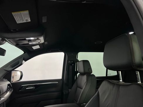 Used 2025 Chevrolet Tahoe RST image 24