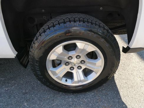 Used 2018 Chevrolet Silverado 1500 LT w/ All Star Edition AWD/4WD image 31