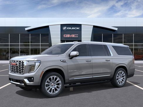 New 2026 GMC Yukon XL Denali w/ Sun & Power Step Package AWD/4WD image 26