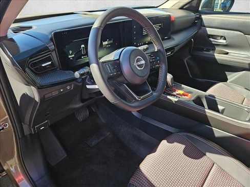 New 2026 Nissan Kicks SR image 3