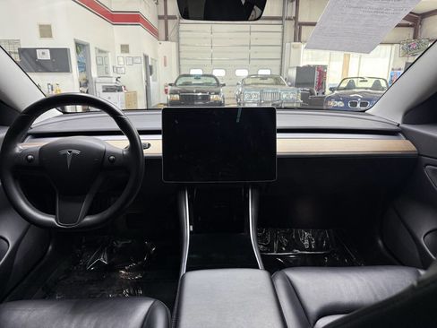 Used 2018 Tesla Model 3 AWD/4WD image 20
