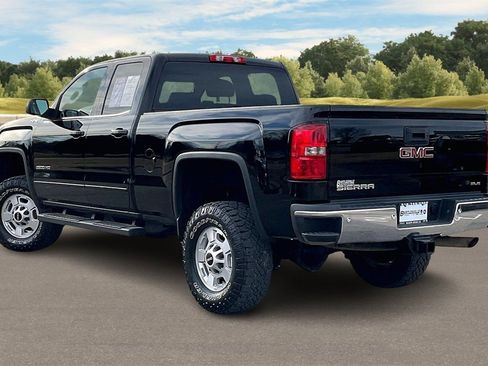 Used 2015 GMC Sierra 2500 SLE image 11