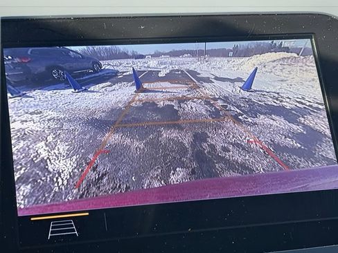 Used 2019 Chevrolet Equinox LT w/ Sun & Navigation Package image 25