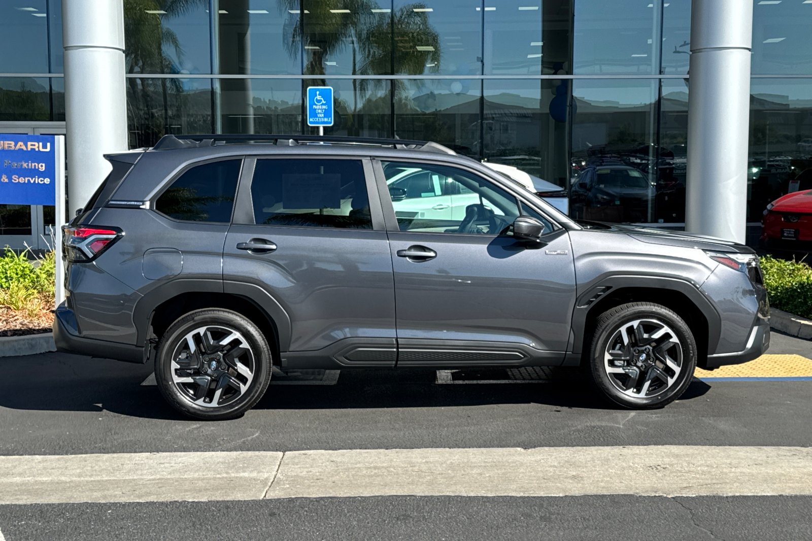 New 2026 Subaru Forester Premium AWD/4WD image 3
