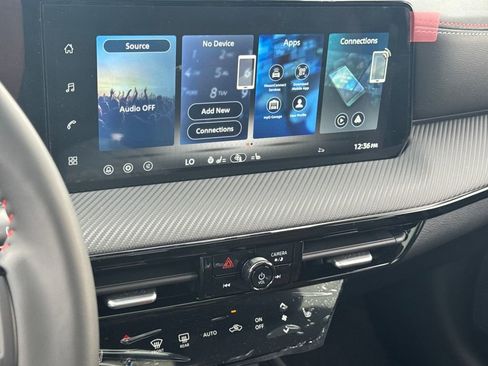 New 2026 Nissan Kicks SR w/ SR Premium Package image 22