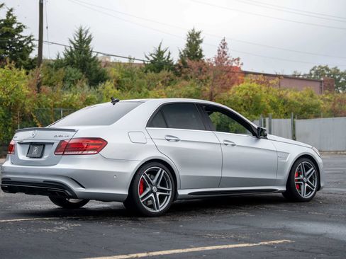 Used 2014 Mercedes-Benz E 63 AMG S-Model image 9