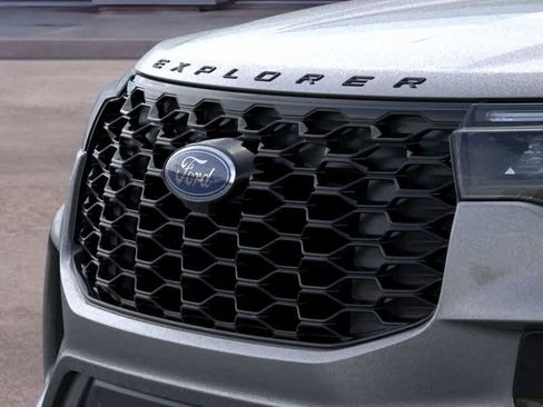 New 2026 Ford Explorer ST-Line w/ ST-Line Street Pack RWD image 17
