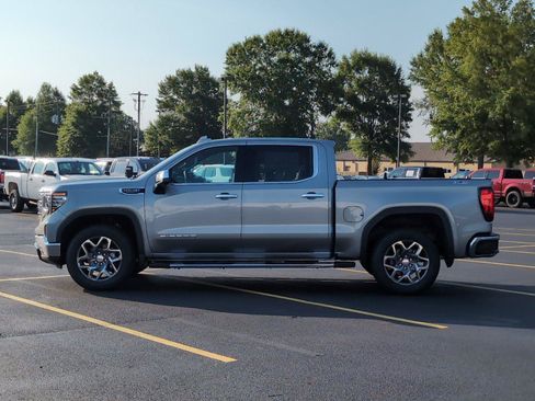 New 2026 GMC Sierra 1500 SLT w/ SLT Premium Plus Package AWD/4WD image 2