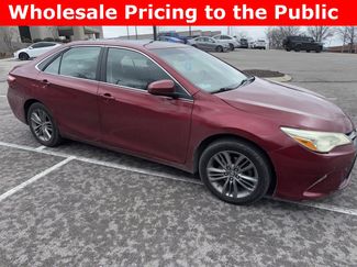 Used 2017 Toyota Camry SE w/ Moonroof Package video 2