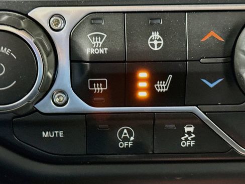Used 2019 Jeep Wrangler Unlimited Rubicon AWD/4WD image 20