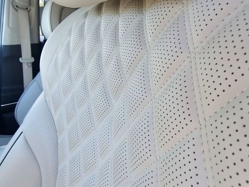 Used 2024 Genesis GV80 3.5T w/ Prestige Package image 19